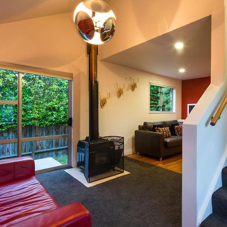 Riverview Retreat Holiday Home By Majordomo Distretto di Distretto di Queenstown Esterno foto