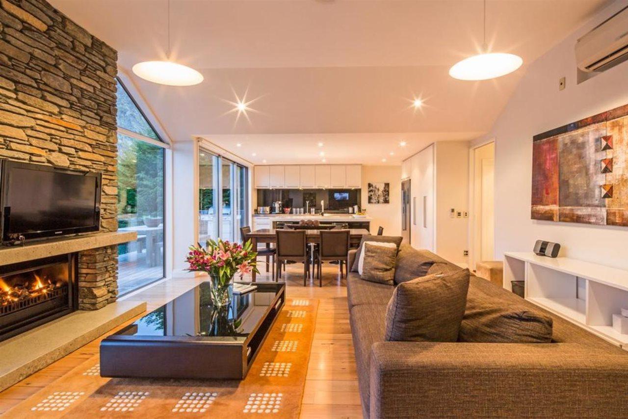 Riverview Retreat Holiday Home By Majordomo Distretto di Distretto di Queenstown Esterno foto