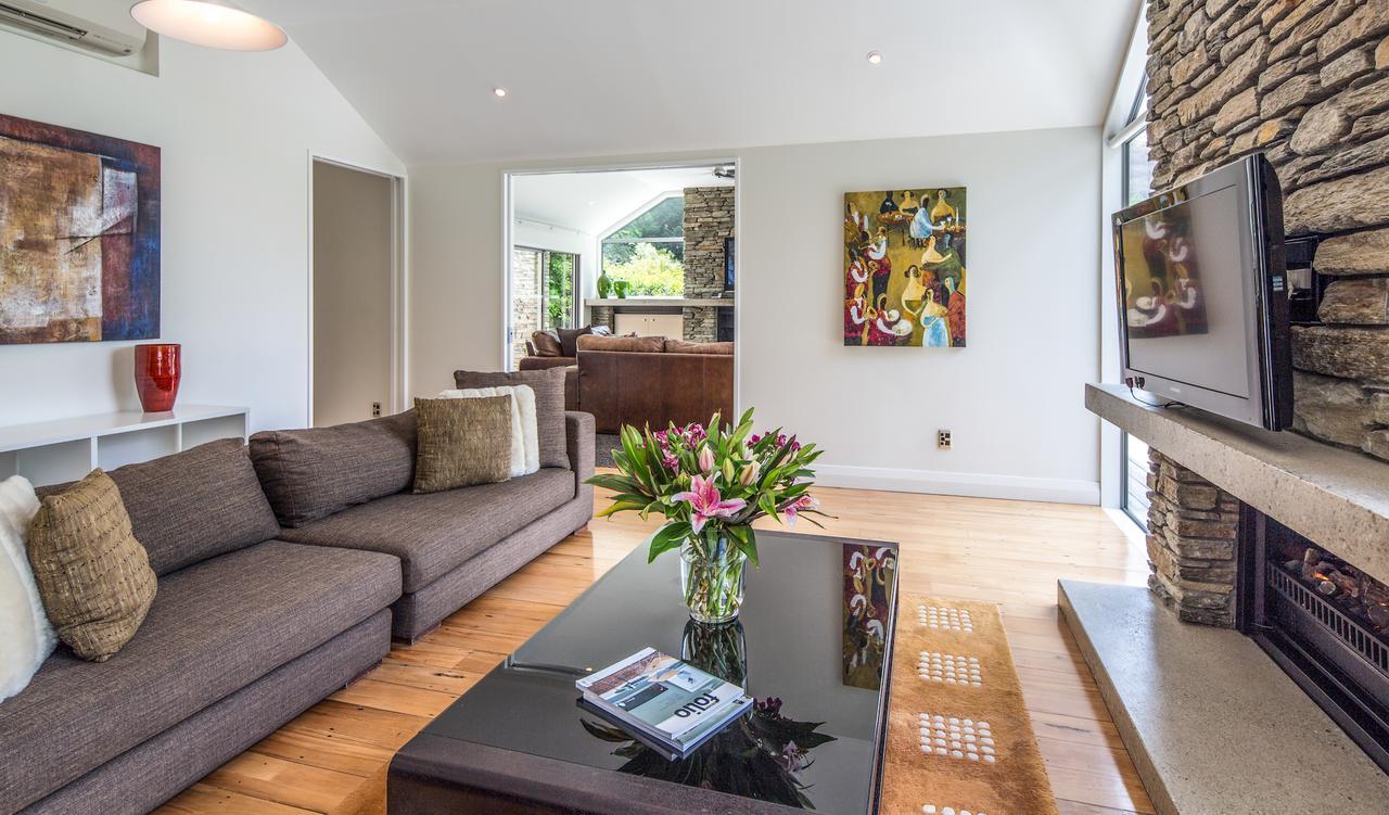 Riverview Retreat Holiday Home By Majordomo Distretto di Distretto di Queenstown Camera foto