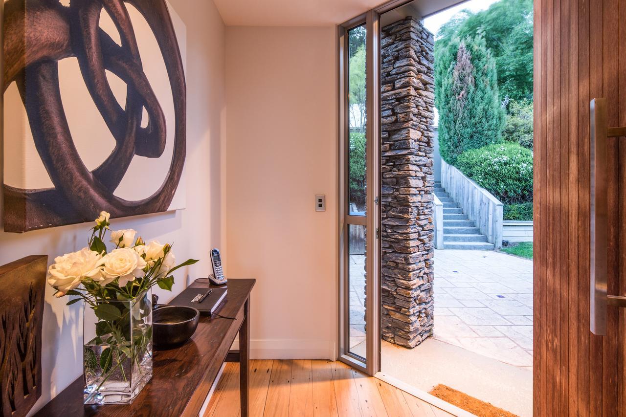 Riverview Retreat Holiday Home By Majordomo Distretto di Distretto di Queenstown Camera foto