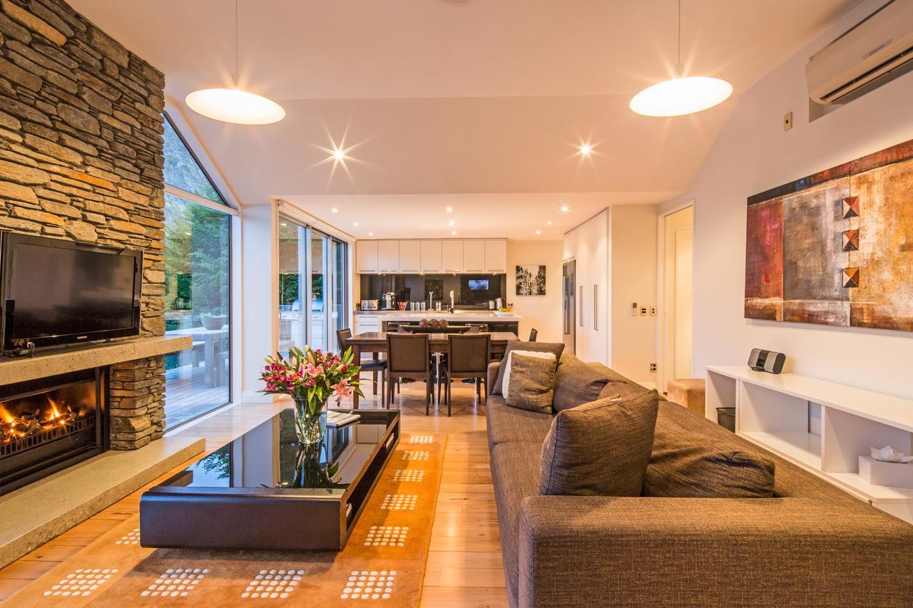 Riverview Retreat Holiday Home By Majordomo Distretto di Distretto di Queenstown Camera foto